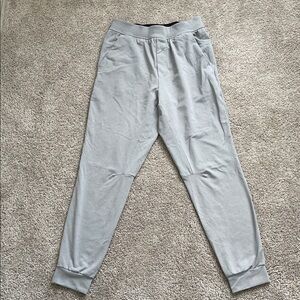 Lululemon Men's Gray Jogger Pants Size Small Very Good Condition